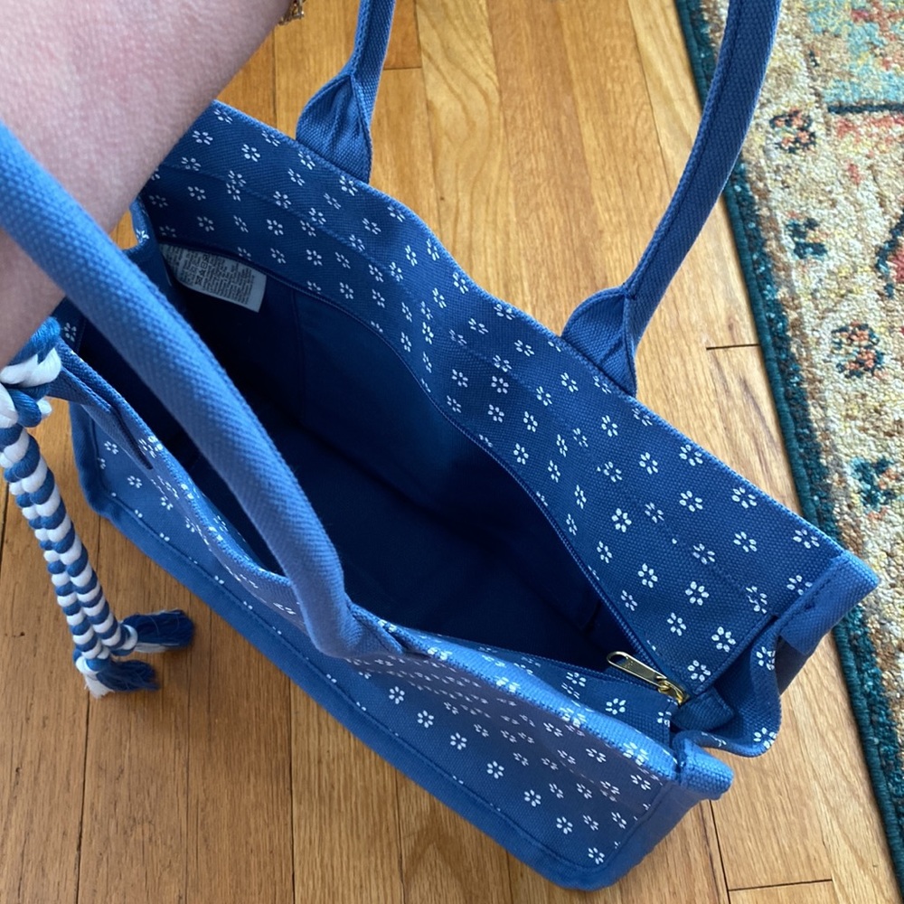 J.Crew • Structured Tote Bag - Picture 6 of 6